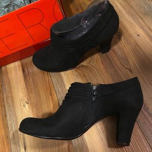 NWT black booties